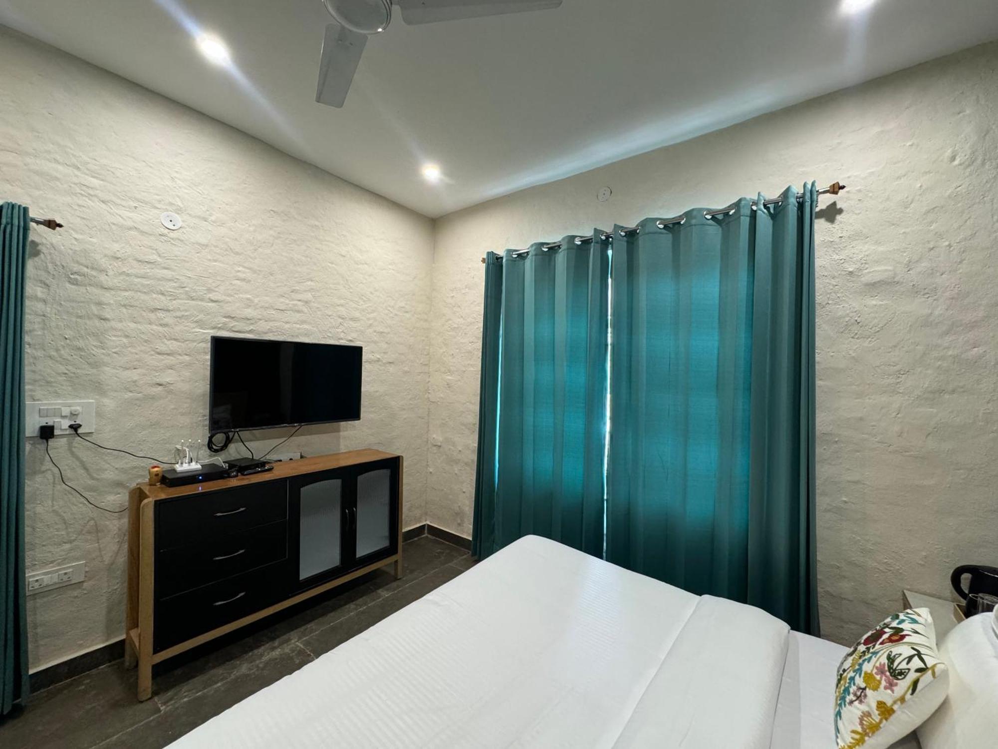 Cliff House, 3Br Lux Farmhouse 2Km To Rajpur Road 데라둔 외부 사진